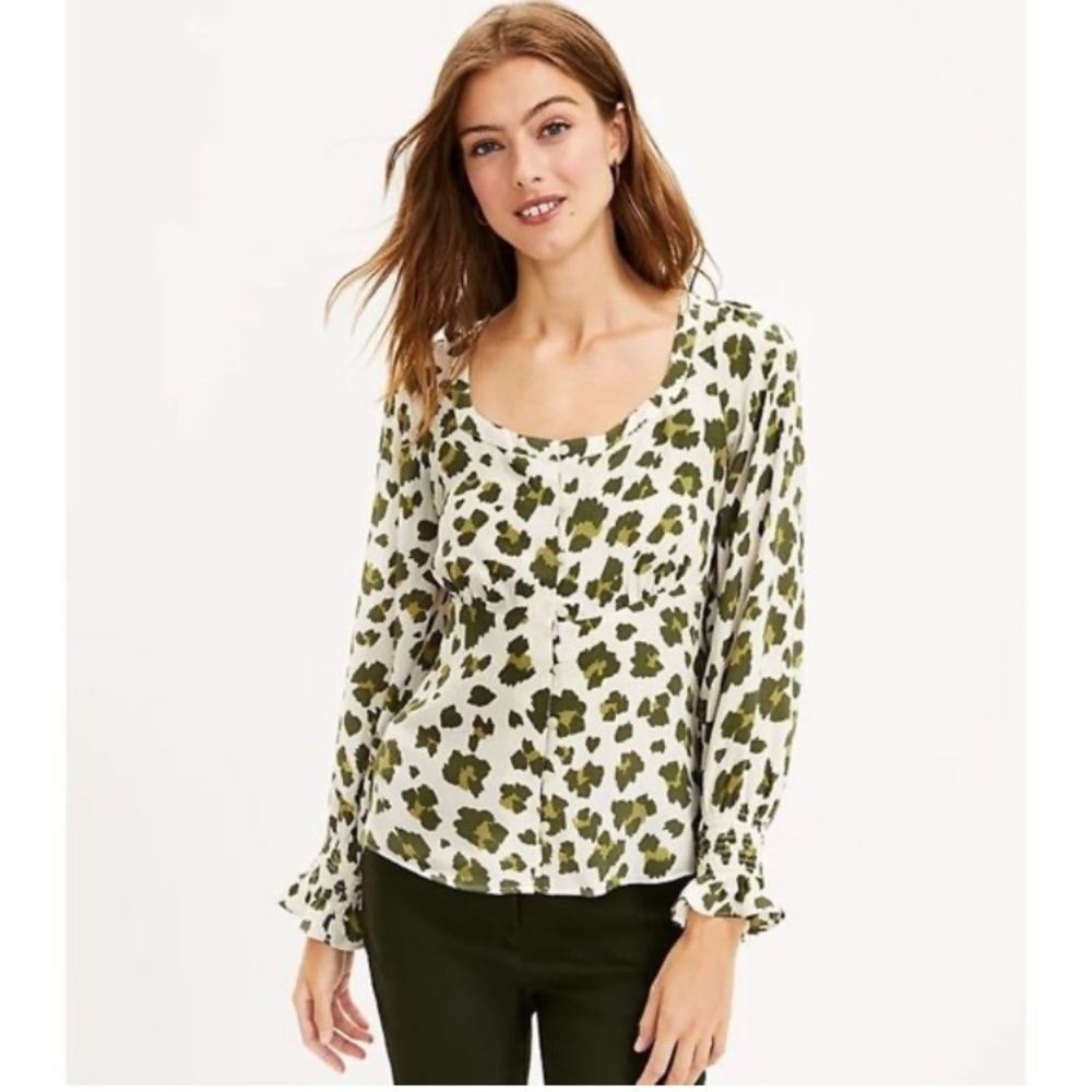 LOFT Cheetah Leopard 🐆 Animal Print Smocked Cuff Long Sleeve Blouse - Size LP